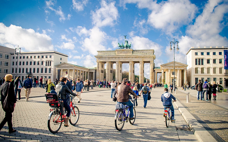 El 43 % de los alemanes está a favor de que Alemania lidere en Europa