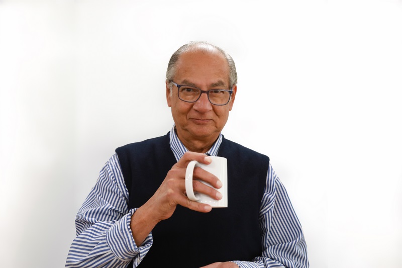 Harry Darquea: “Las elecciones presidenciales se juegan mucho en redes sociales”